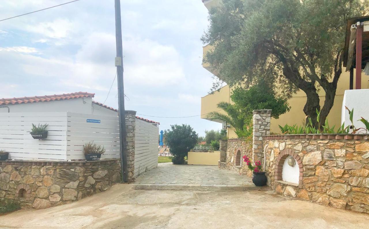 Azzurro Hotel Katsaros  Bagian luar foto