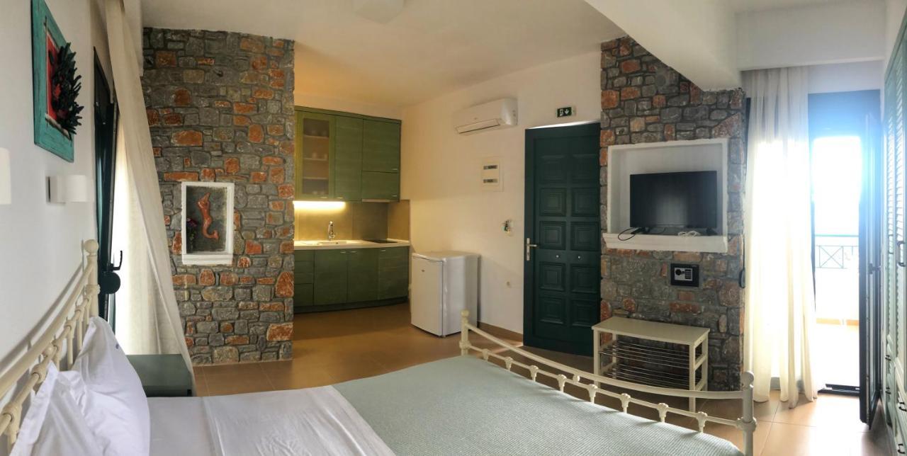 Azzurro Hotel Katsaros  Bagian luar foto