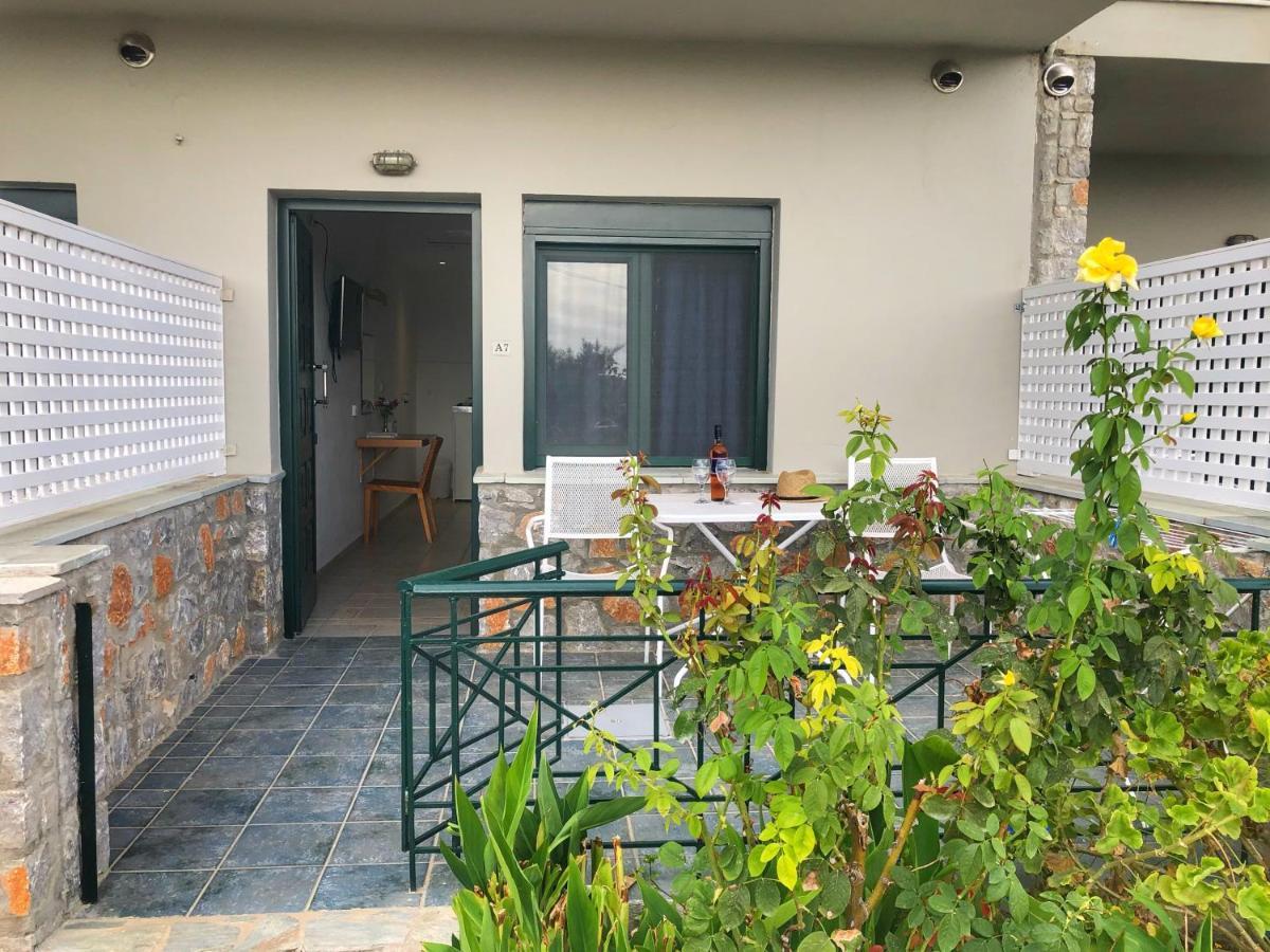 Azzurro Hotel Katsaros  Bagian luar foto